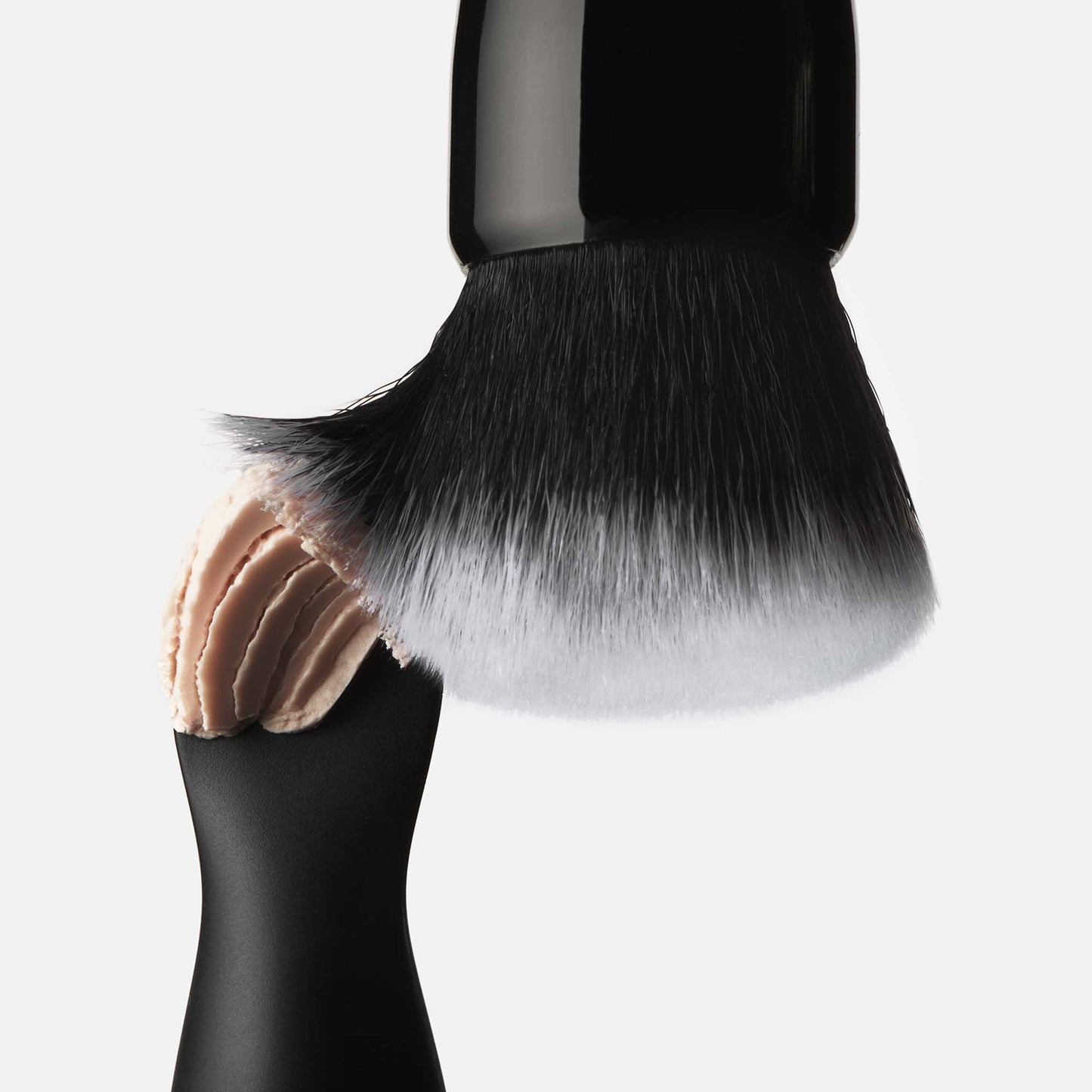 putty-primer-brush-and-applicator-o7 040523_SL_PuttyApplicator_0025_FINAL_RGB_IGF.jpg