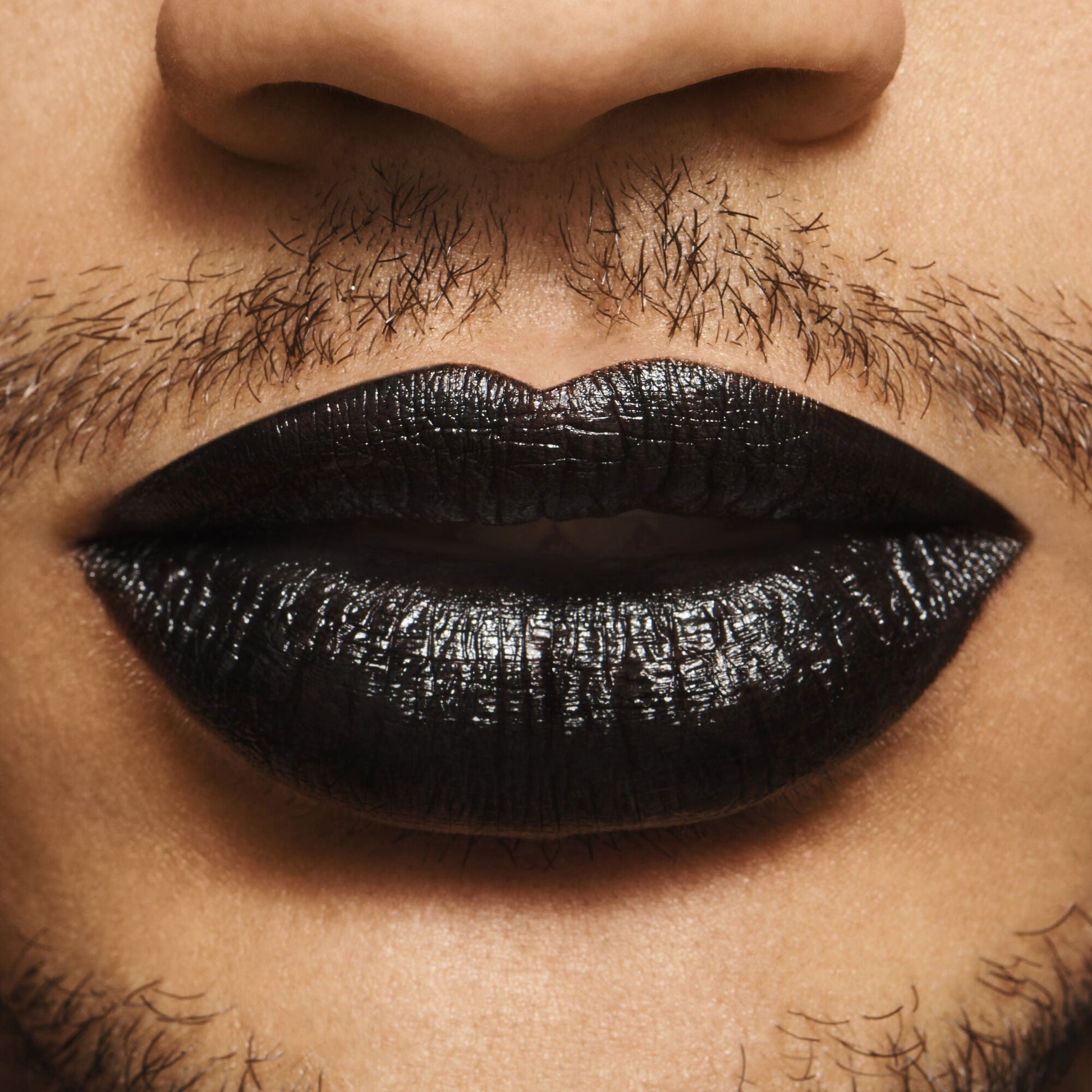 o-face-satin-lipstick-q5 071122_OF_Bryson_V4_0032_FINAL_RGB_IGF.jpg