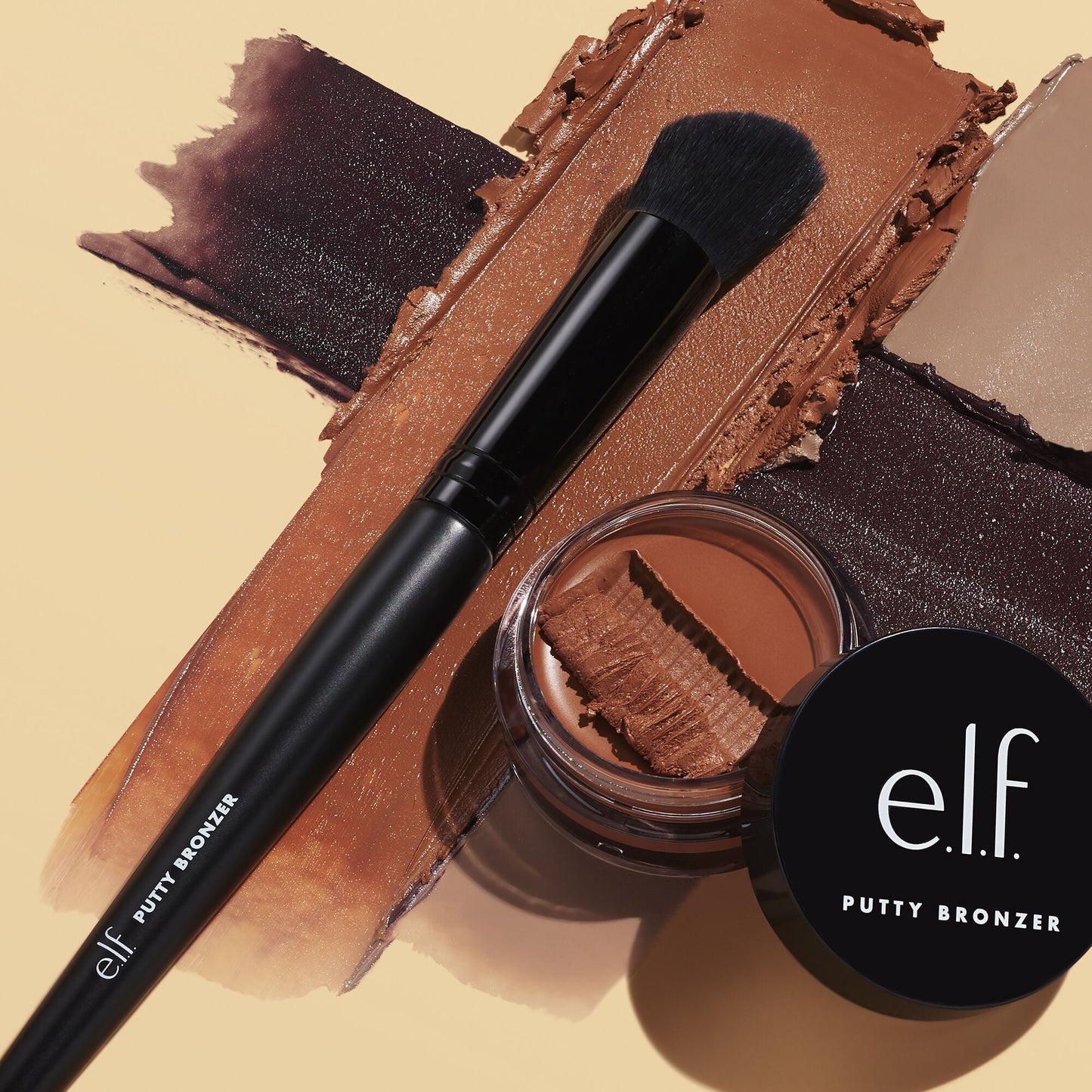 putty-bronzer-brush-w7 071421_SL_PuttyBronzer-Brush_1040_MAIN_01_RGB_IGF.jpg