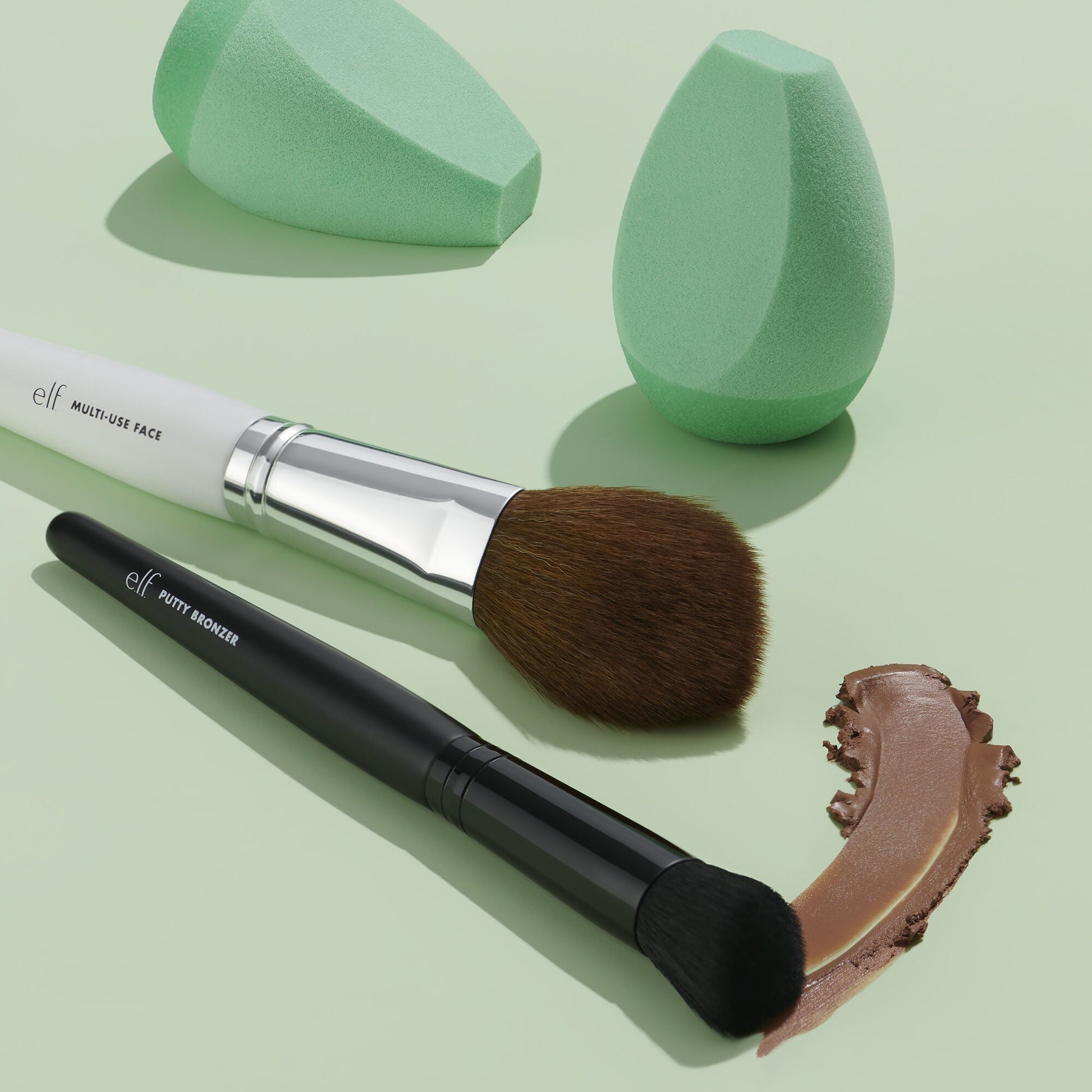 multi-use-face-brush-g0 082521_Brushes_V2_IGF.jpg