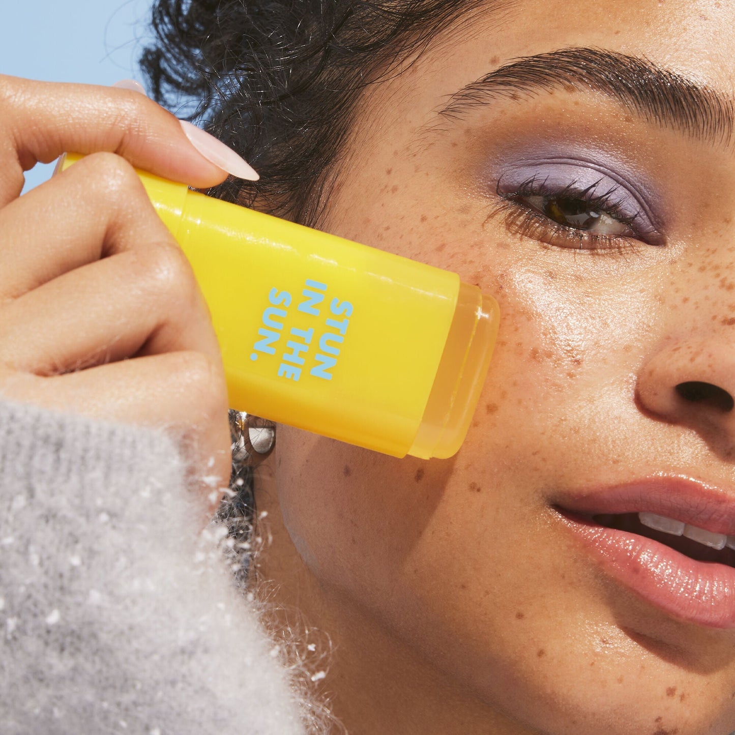 suntouchable-invisi-stick-spf-50-u0 091924_Aiyana_Sunwich2_2468_FINAL_RGB_IGF2.jpg