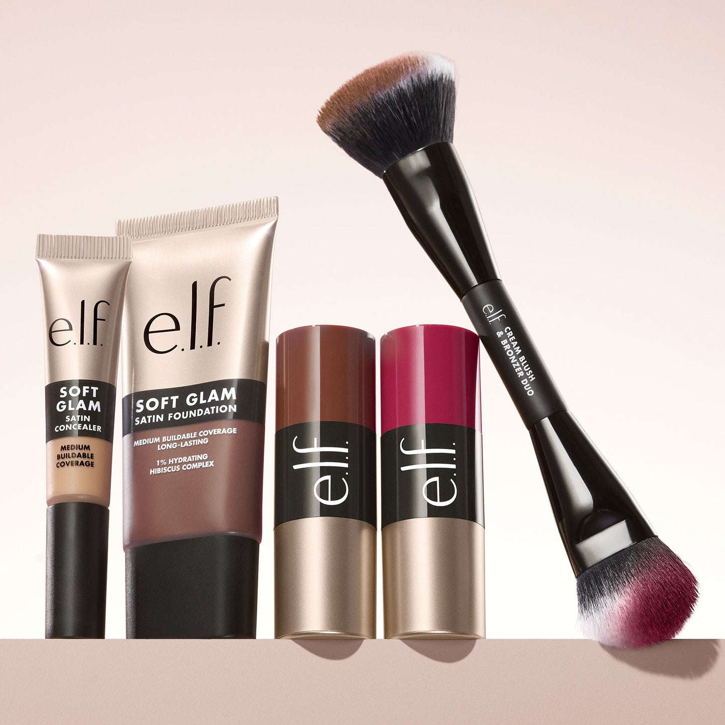 cream-blush-and-bronzer-duo-brush-f1 100225_SoftGlam_Family_0599_MAIN_CLEAN_FOCUS_01_w3QC_RGB_e6629409-dc63-4e11-ad91-1563bf1b72e0.jpg