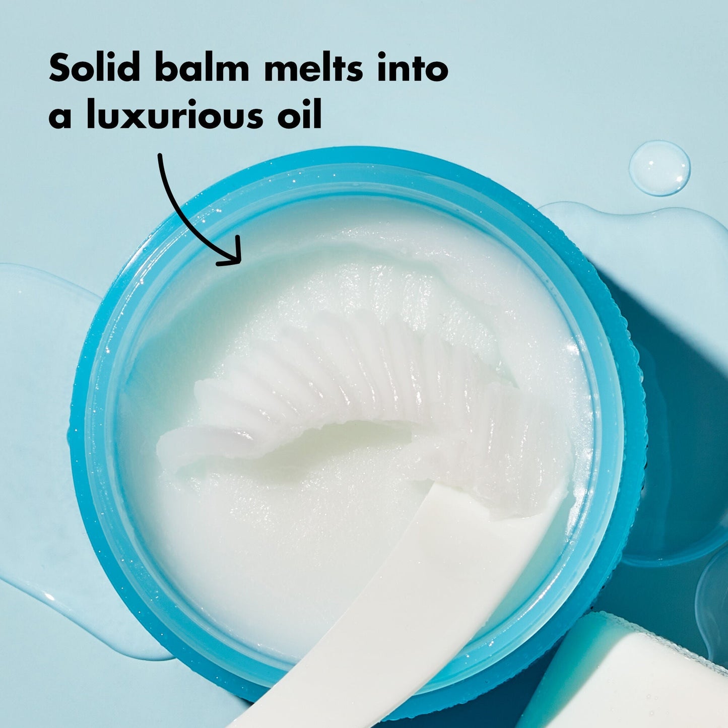 holy-hydration-makeup-melting-cleansing-balm-i0 1023_EDUCATION_CLEANSING_BALM_TEXTUREPAYOUT_fbda828f-4ade-497d-9d6c-74dc87101fee.jpg