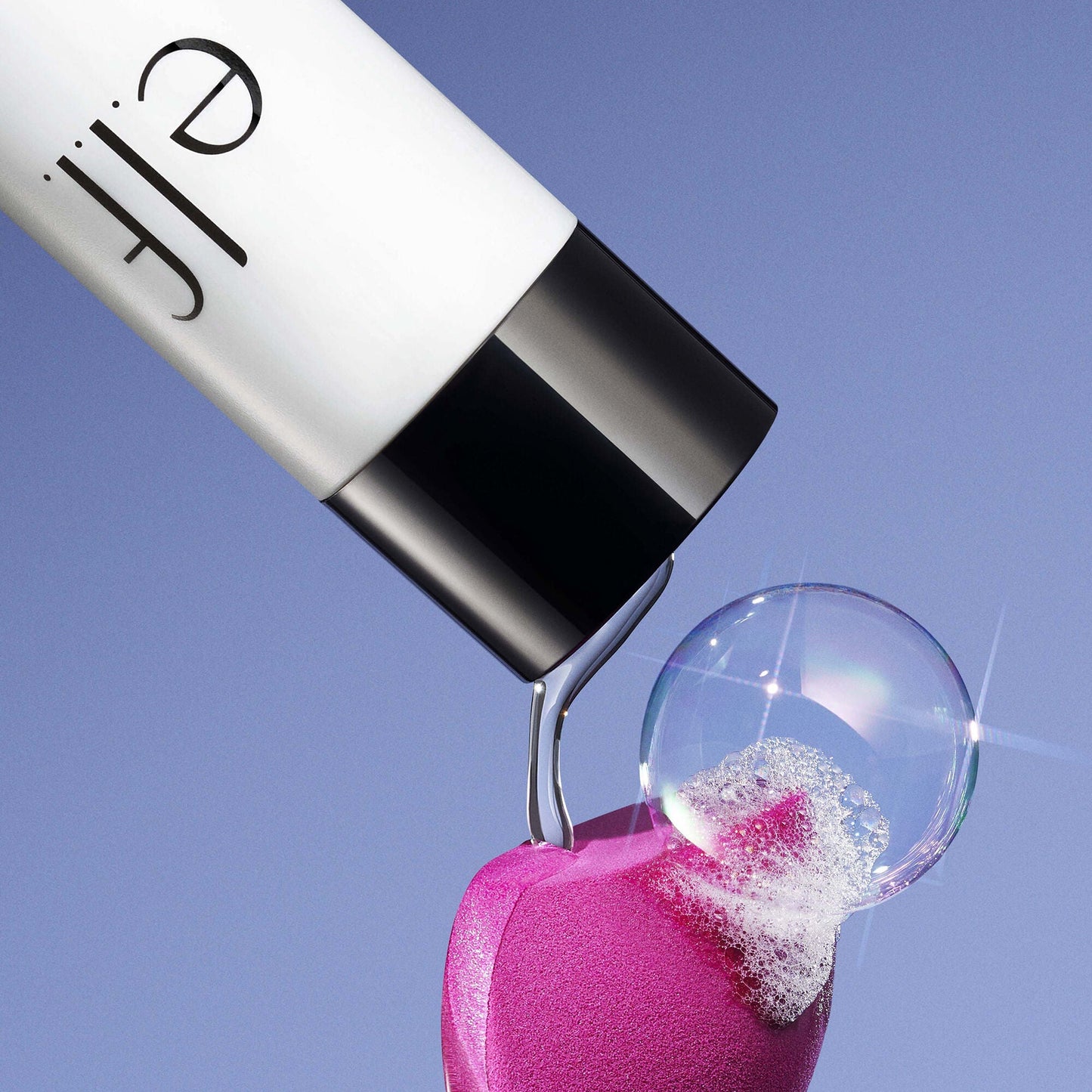 clean-queen-liquid-brush-and-sponge-cleaner-f5 111124_elf_CleanQueen_Tools_0032_MAIN-HELICON_358_w2QC_IGF.jpg