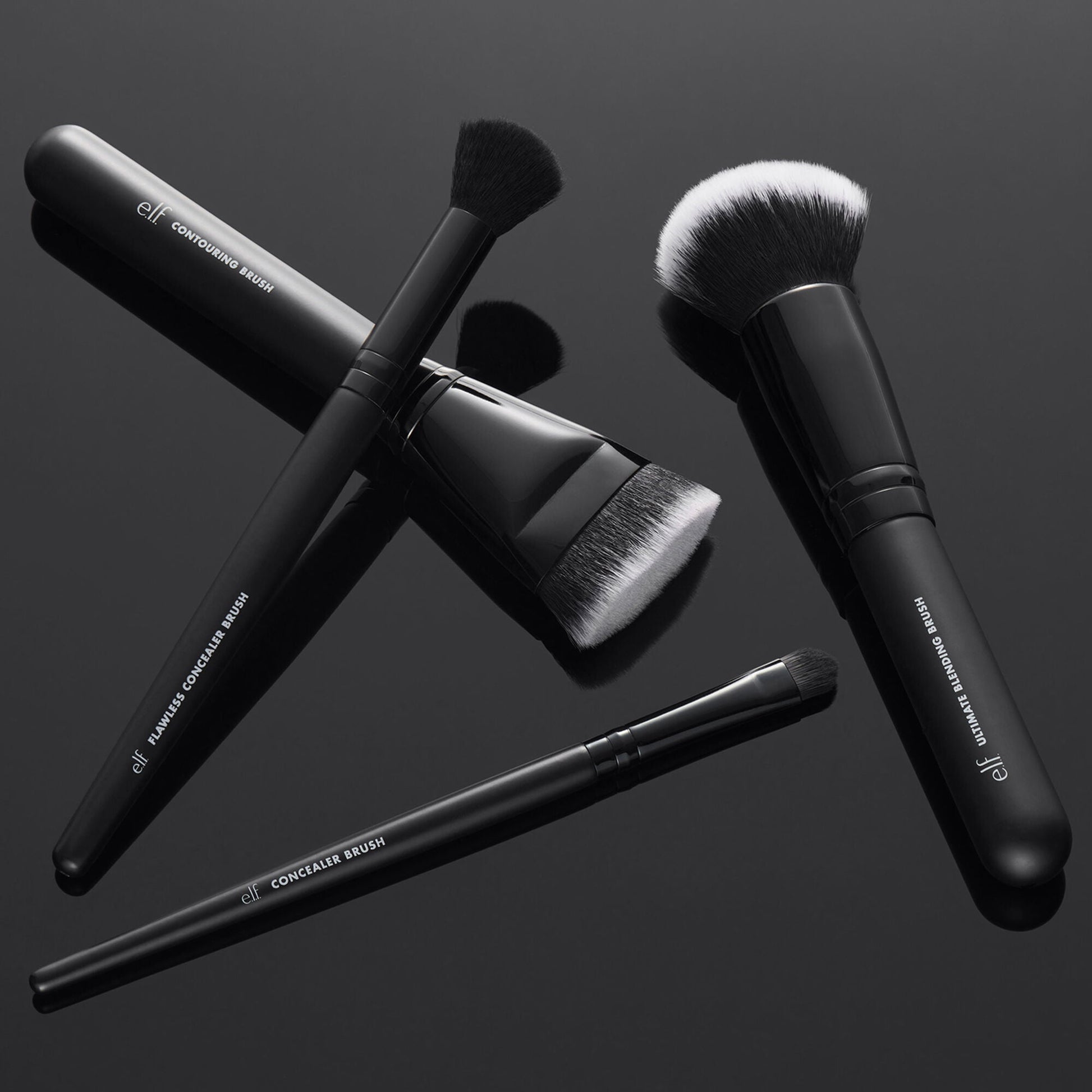 foundation-and-concealer-brush-set-a3 12142020_ComplexionPerfection-FaceBrush_0028_FocusBracket-MAIN_V2_IGF.jpg
