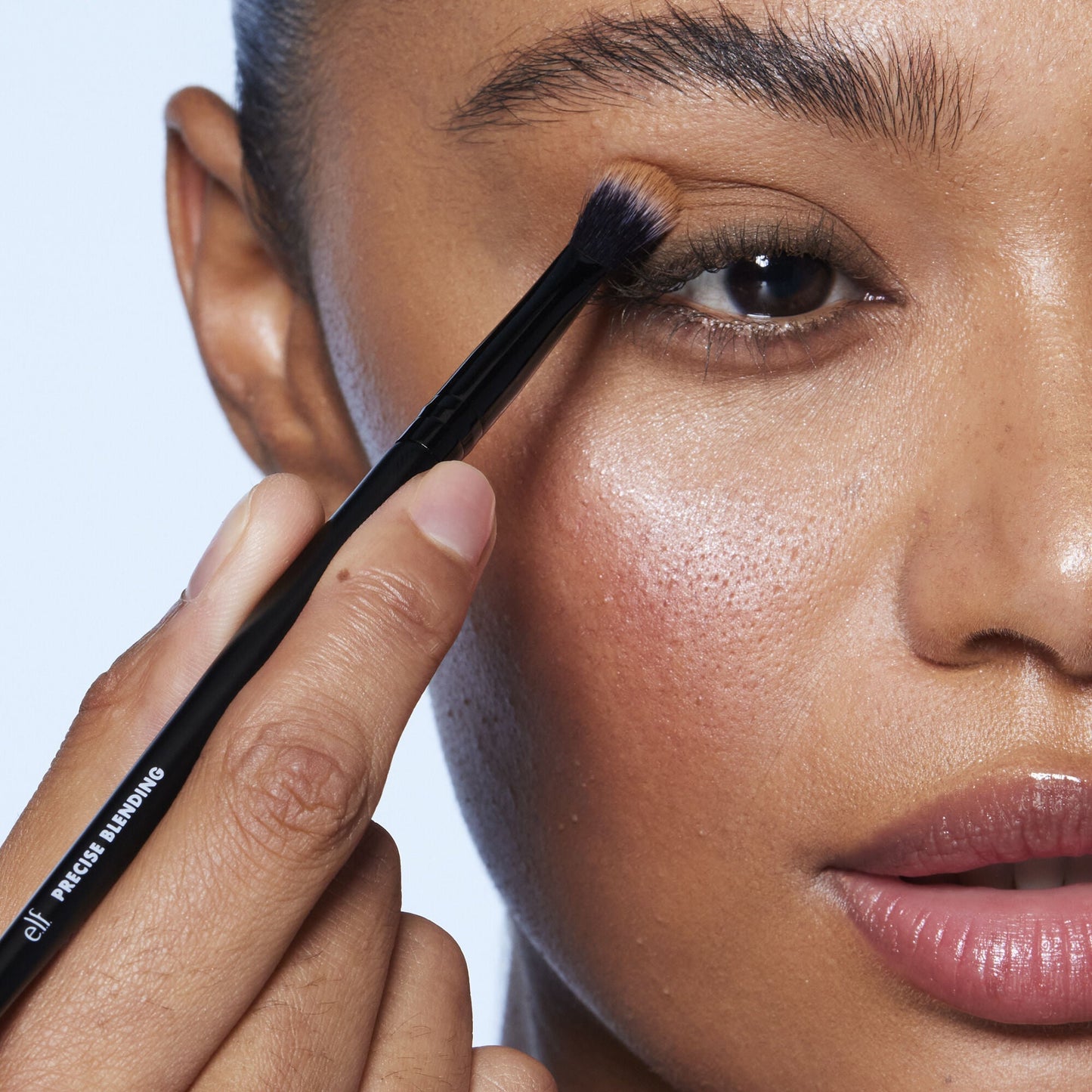 precise-blending-brush-h8 81284_Tapered_Blending_Brush.jpg