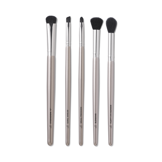 smoky-eye-brush-kit-k1 82021_Open_R.png