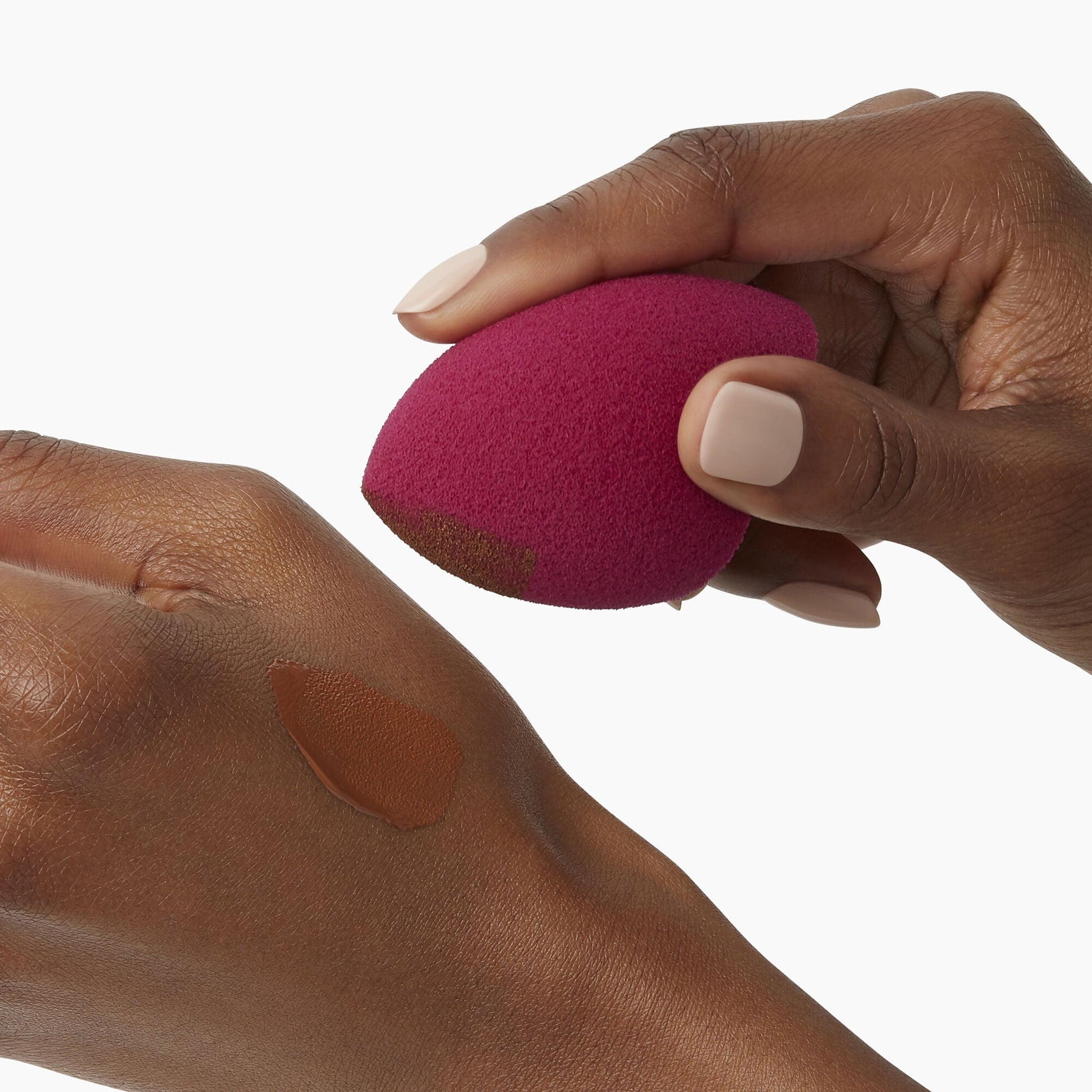 total-face-sponge-duo-h5 84061_TotalFaceSponge_047_V2.jpg