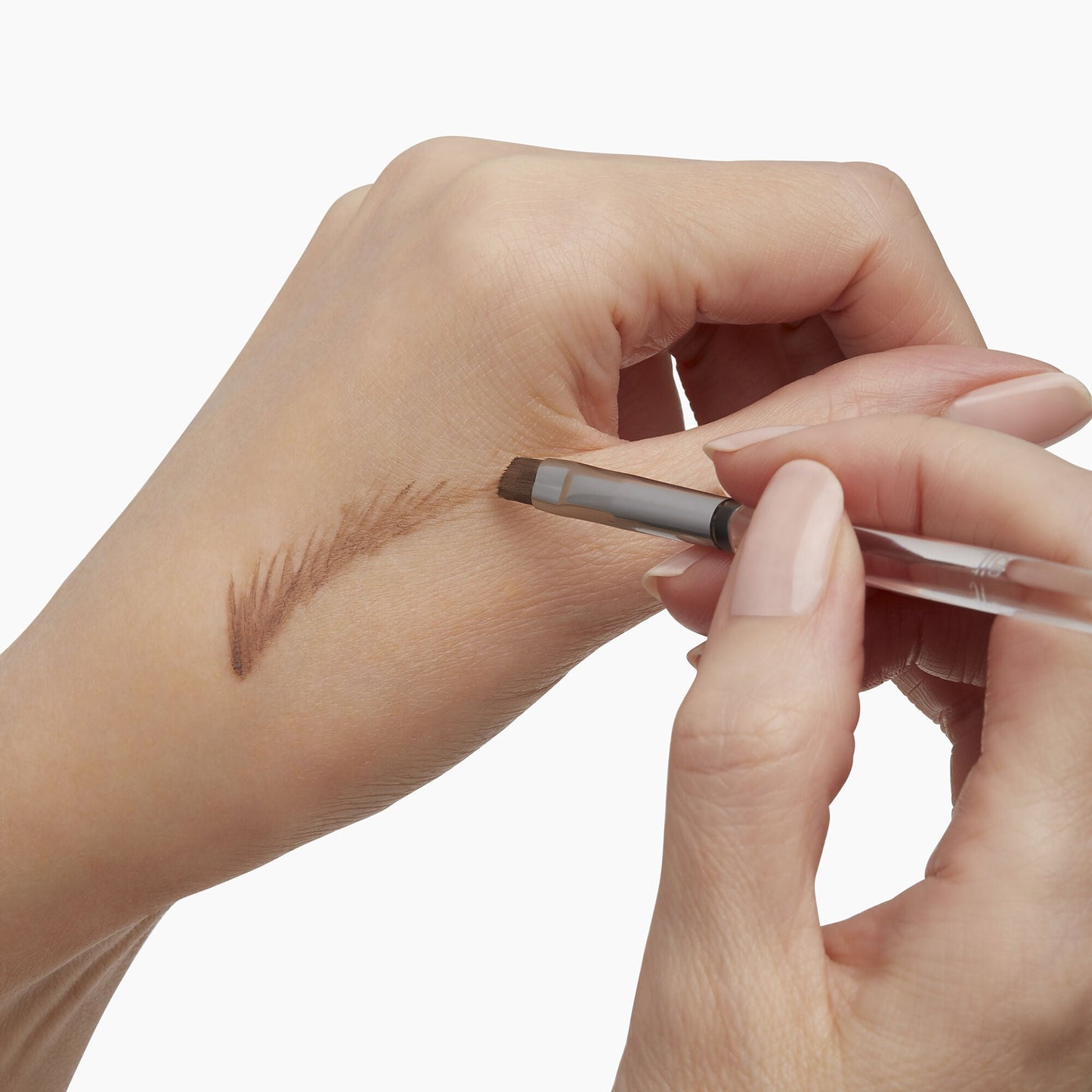 precision-dual-sided-eyebrow-brush-x9 85315_PrecisionDualSidedEyebrowBrush_Model_V2.jpg