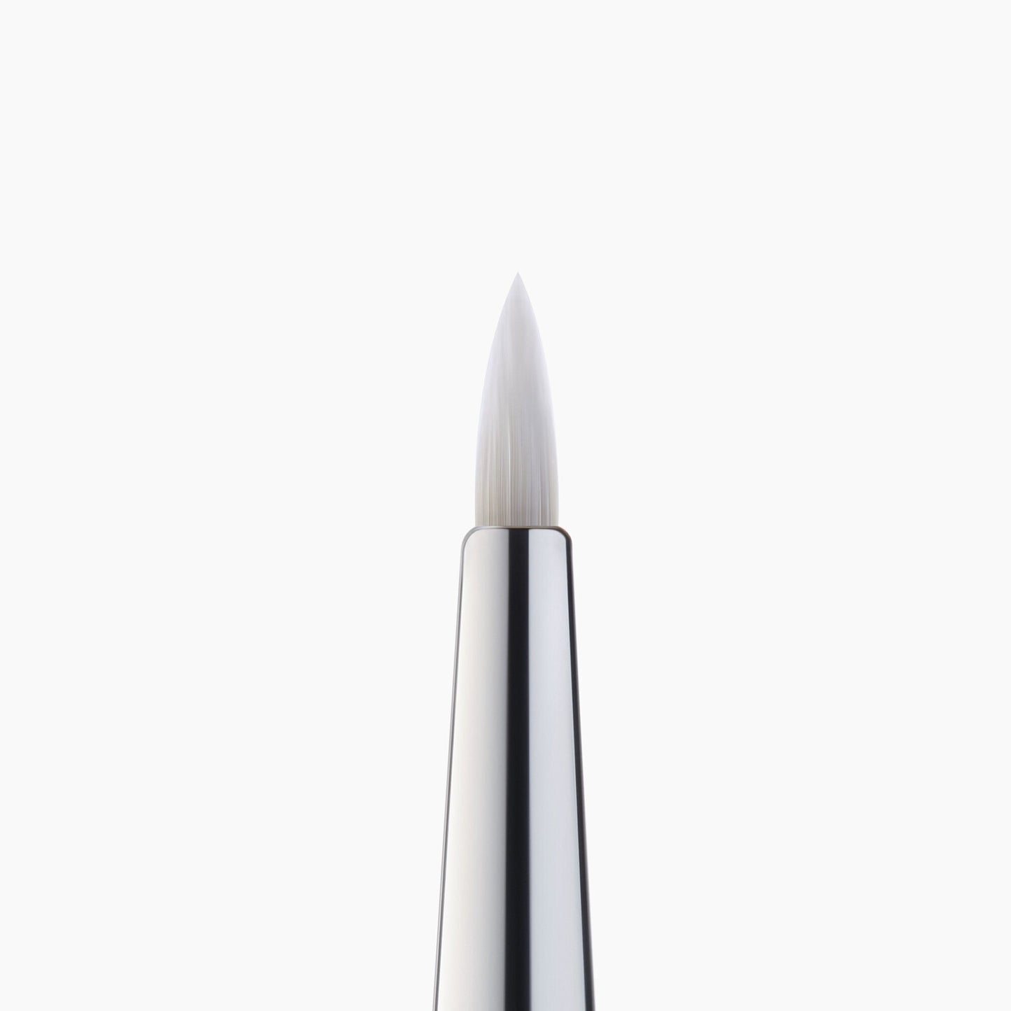 precision-dual-sided-eyebrow-brush-x9 85315_PrecisionEyelinerBrush_Macro_V2.jpg