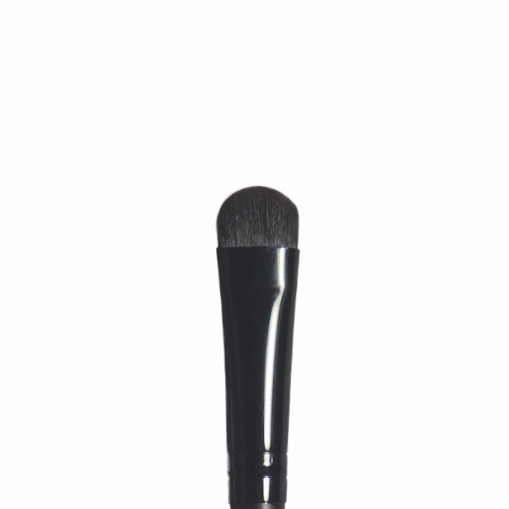 eyeshadow-c-brush-h3 BREYE_84008_Macro_C.jpg