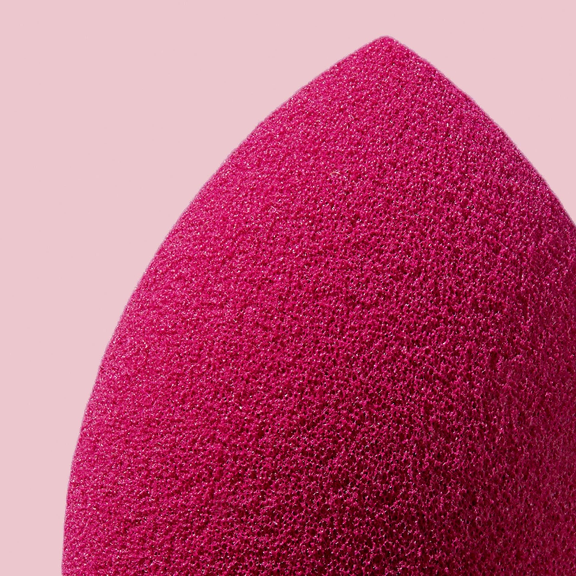 total-face-sponge-y5 totalfacesponge_082019_SL_025_A1_IGF_f00f12e5-eb4c-4725-999d-0776259919b8.jpg